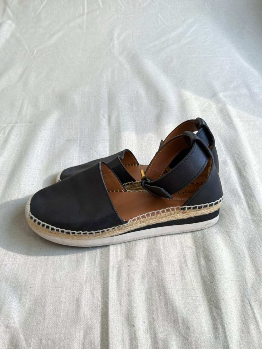 SEE BY CHLOE Black Leather Sandals Flats size 36 / 6